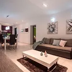 Willa Golden Garden With 50sqm Private Pool Gata