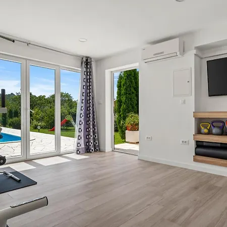Golden Garden With 50sqm Private Pool * Gata