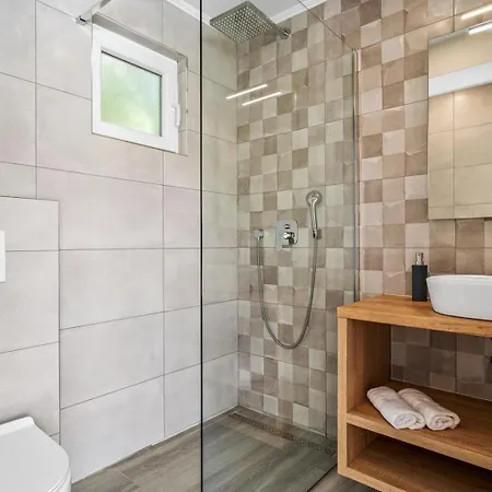 Golden Garden With 50sqm Private Pool Villa Gata
