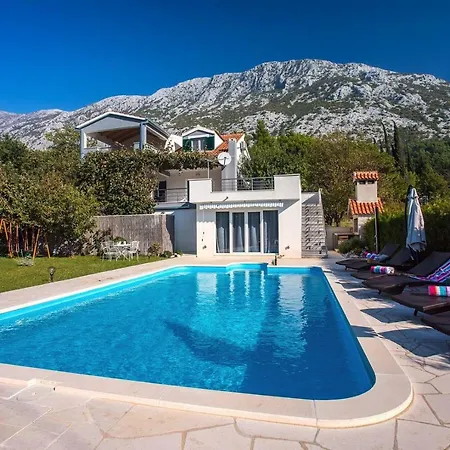 Villa Golden Garden With 50sqm Private Pool Gata