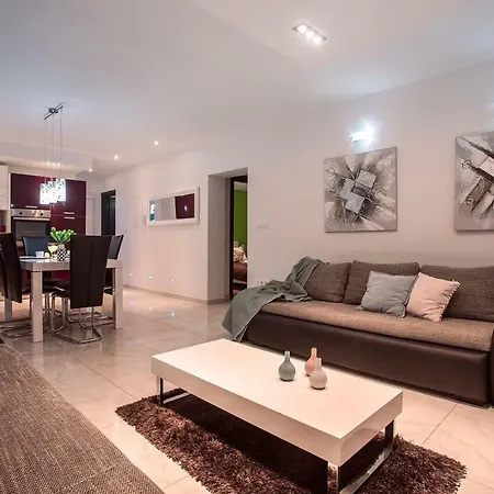 Villa Golden Garden With 50sqm Private Pool Gata