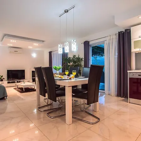 Villa Golden Garden With 50sqm Private Pool *