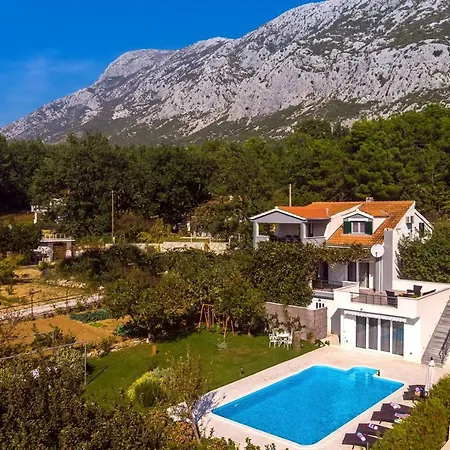 Golden Garden With 50sqm Private Pool Villa